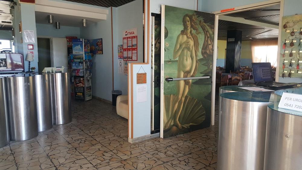 Hotel Ideal Rimini Bagian luar foto