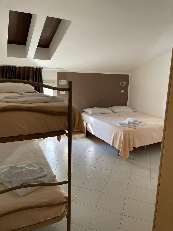 Hotel Ideal Rimini Bagian luar foto
