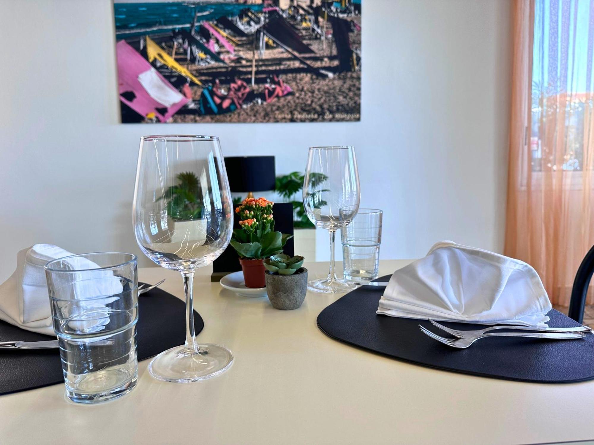 Hotel Ideal Rimini Bagian luar foto