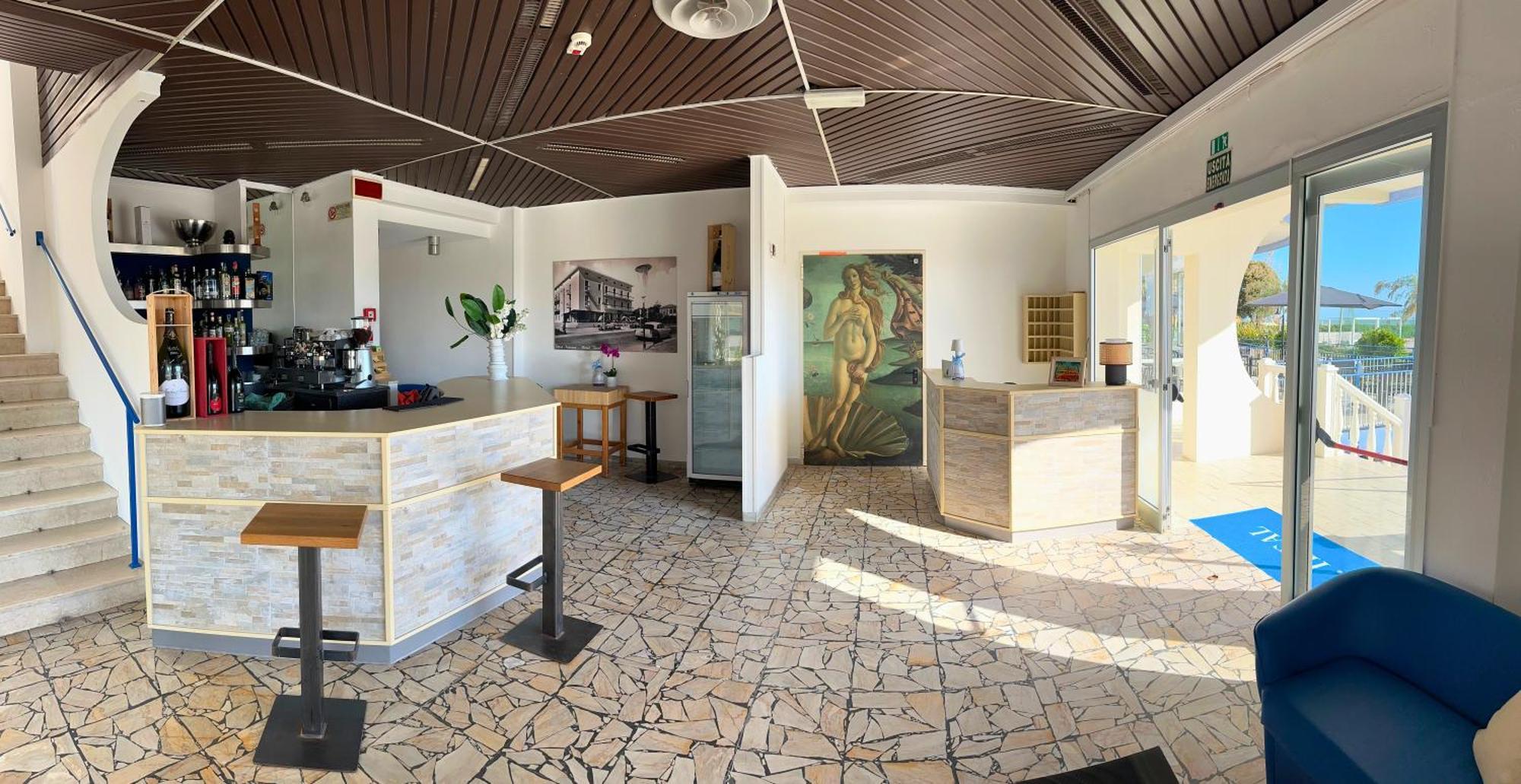 Hotel Ideal Rimini Bagian luar foto